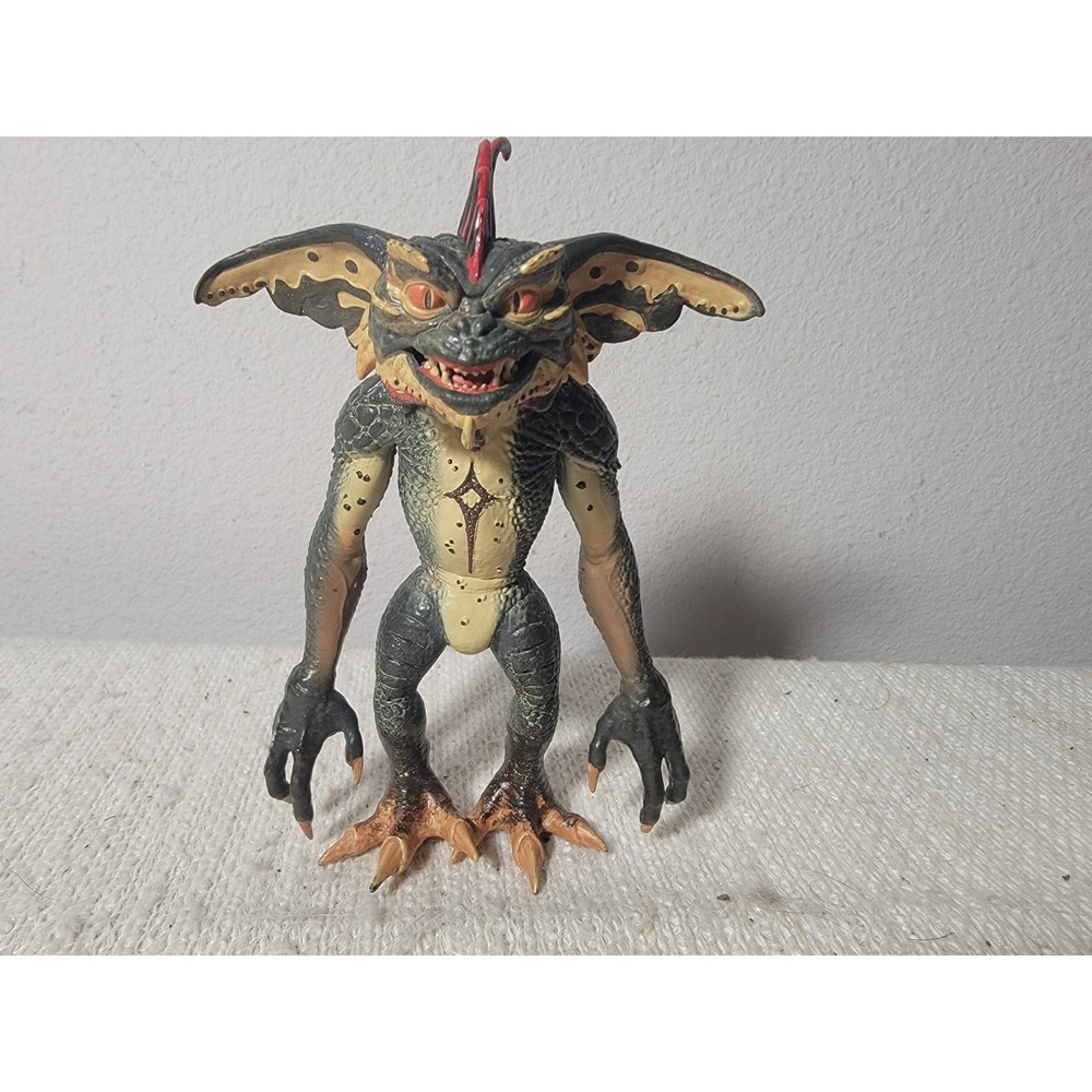 NECA Gremlins 2 The New Batch Mohawk Bendy Figure 6" Bendable Poseable PVC Toy